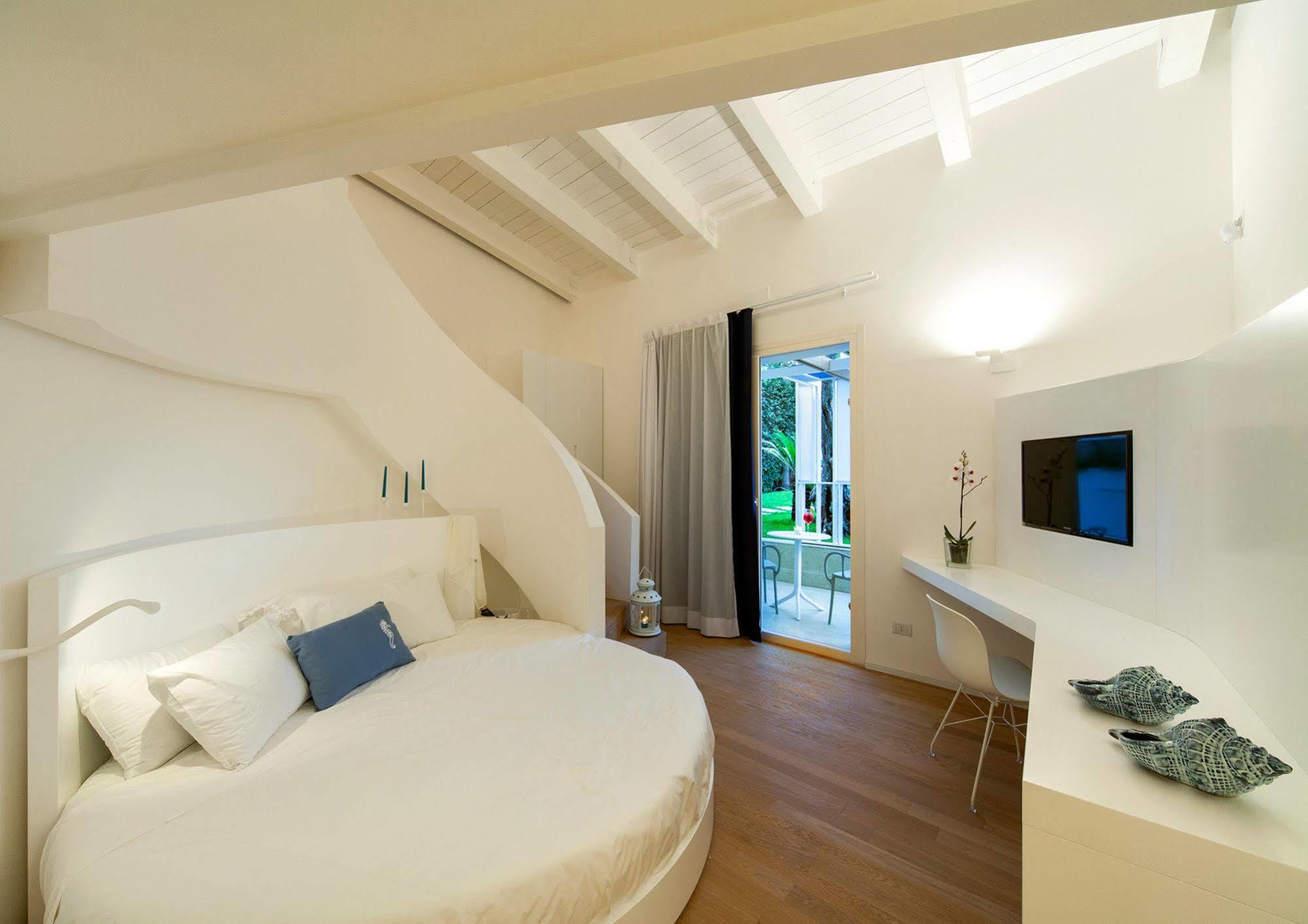 Calapetra Resort Fontane Bianche Exterior photo