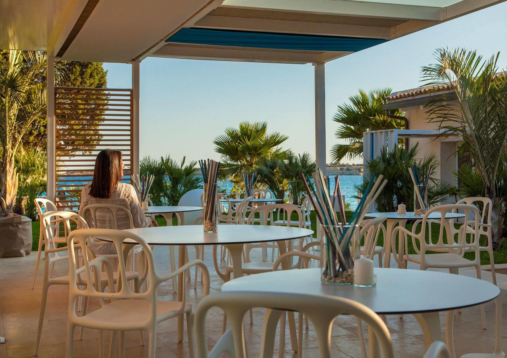 Calapetra Resort Fontane Bianche Exterior photo